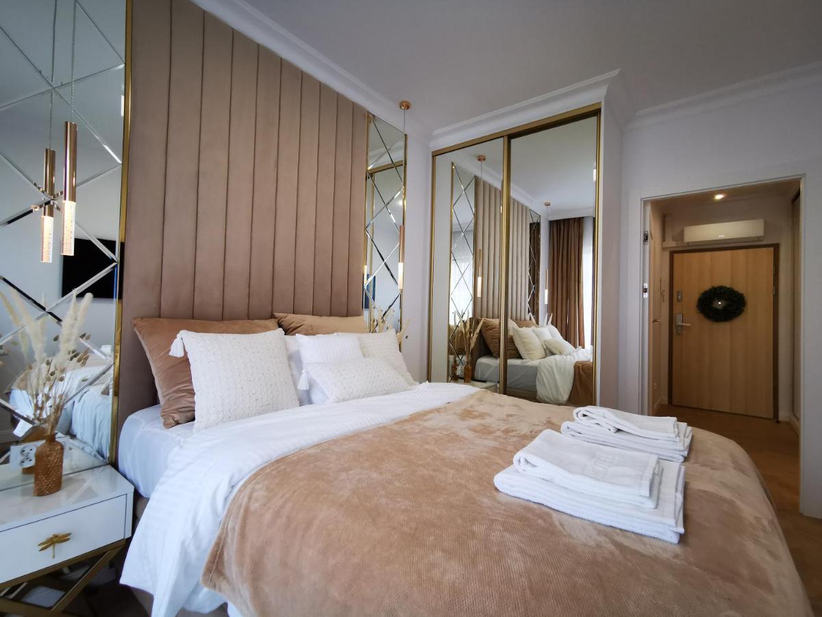 Apartment Gold B28 Let's Sea Baltic Park