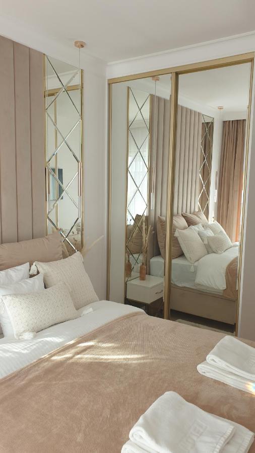 Apartment Gold B28 Let's Sea Baltic Park *