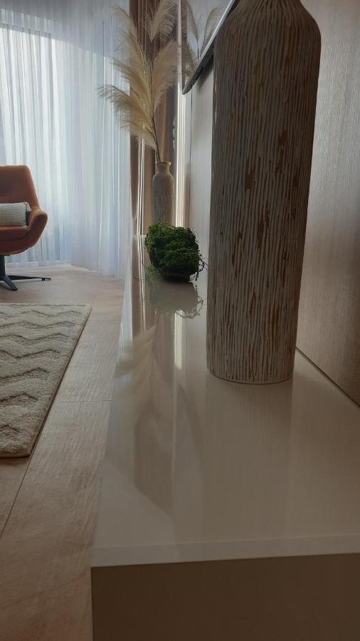 Gold B28 Let's Sea Baltic Park Apartment