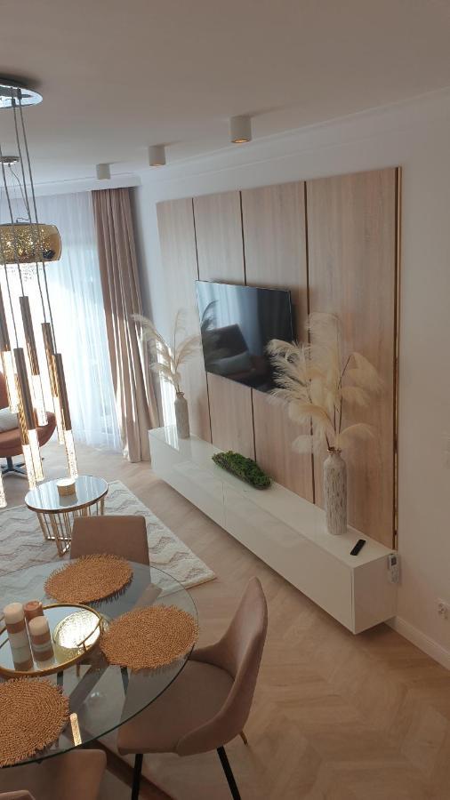 Gold B28 Let's Sea Baltic Park Apartment